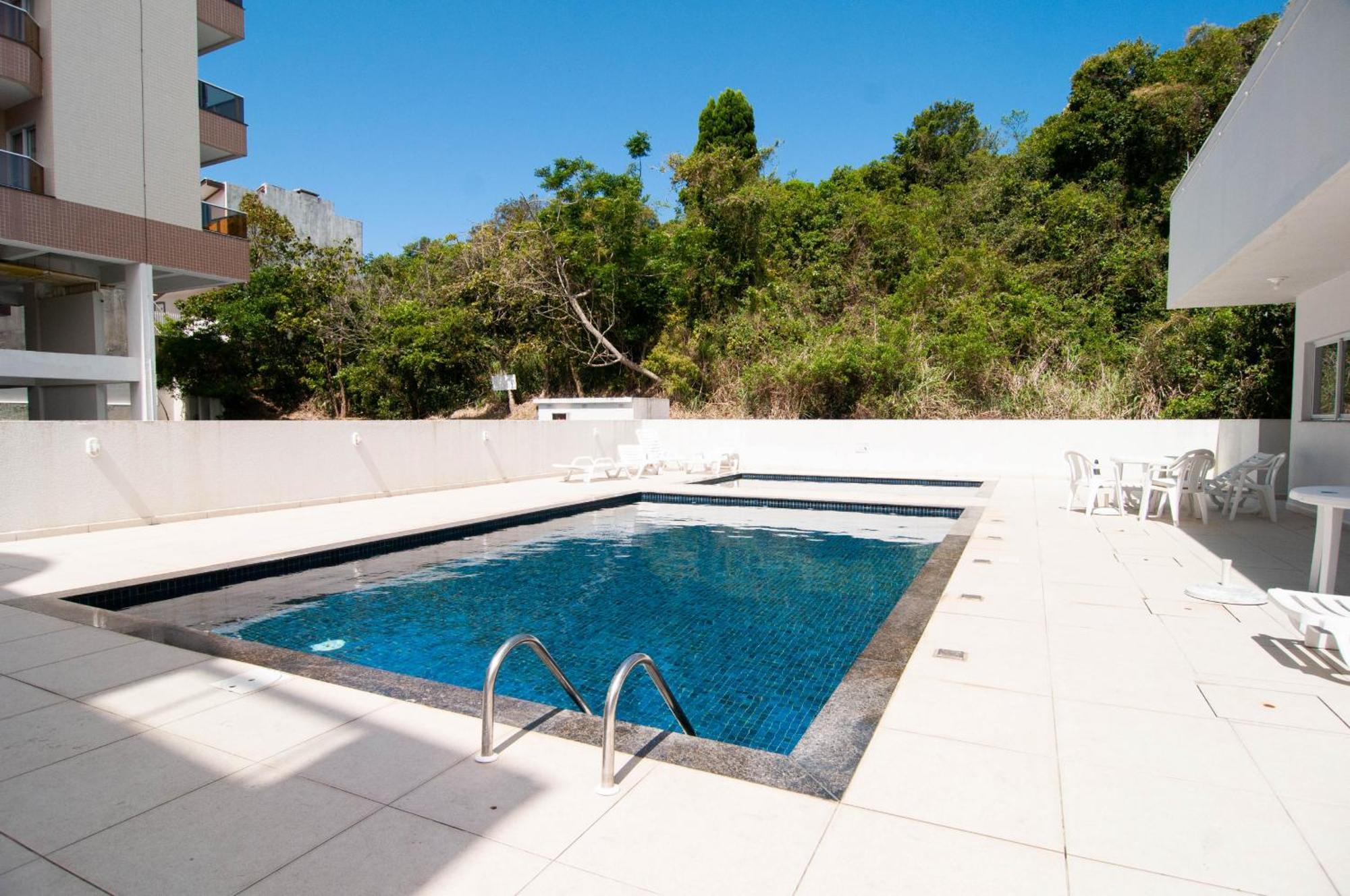 Apartamento Ferias A 50 Metros Da P1837 *